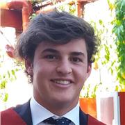 Soy deportista de alto rendimiento. Doy clases de tenis y padel